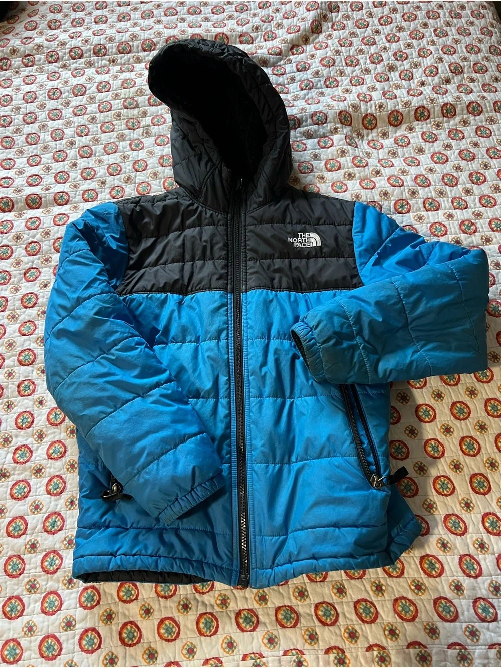 Boy’s Reversible The North Face Blue Black Fleece Puffer Coat size 10/12